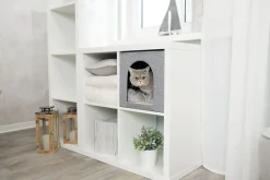 Abri douillet Ella pour étagères IKEA